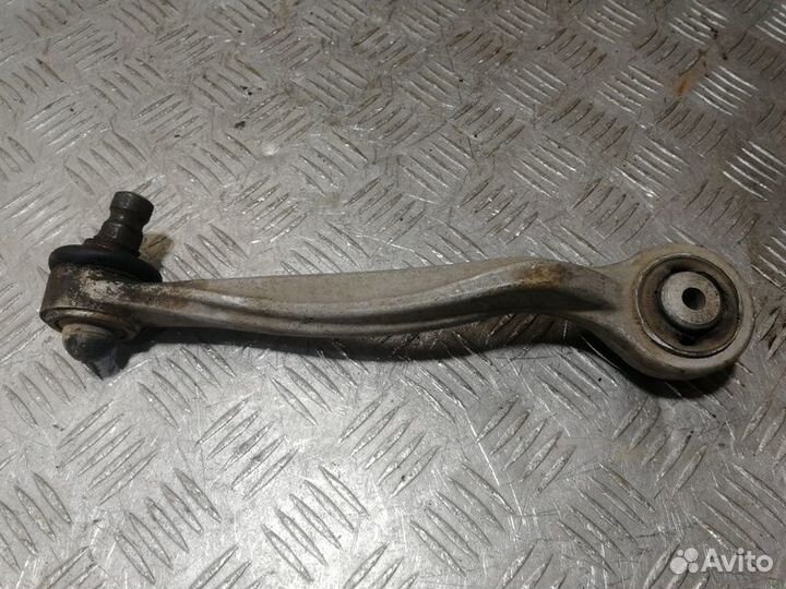 Рычаг передний верхний правый Audi A6 c6 C6