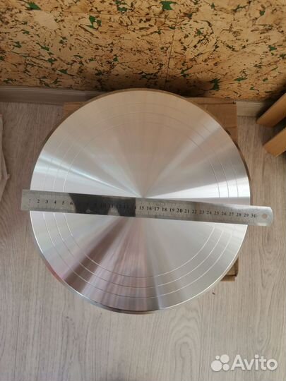 Столик крутящийся для изготовления тортов