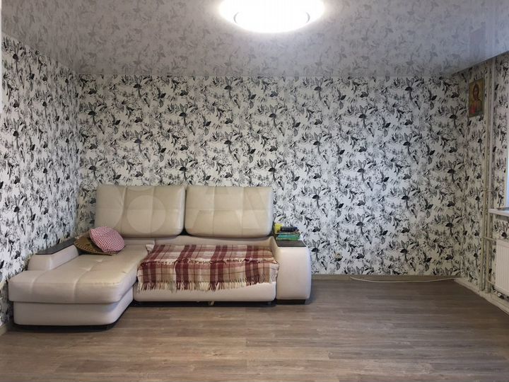 2-к. квартира, 70 м², 13/15 эт.