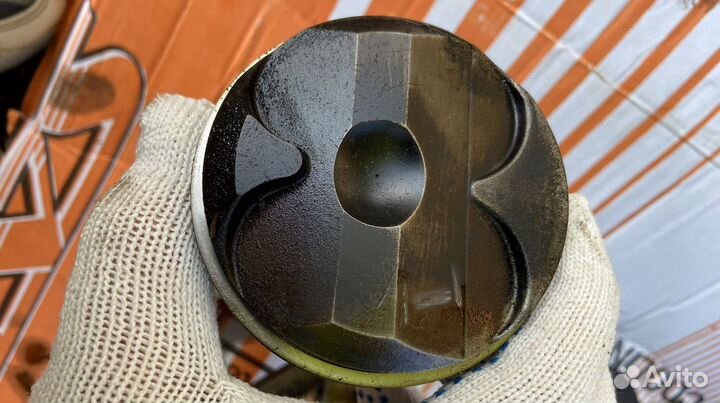 Поршень BMW N52 E90 E60 F10 E83