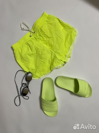 Шлепанцы adidas 35,5