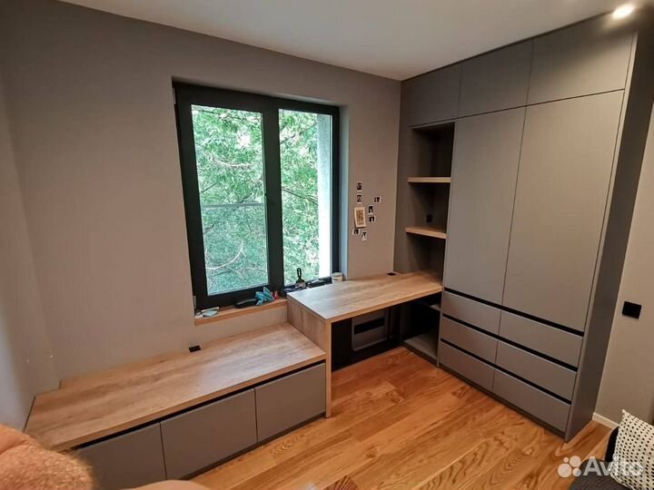 Шкаф + рабочее место для детской