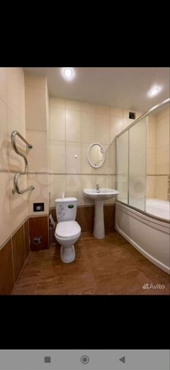 2-к. квартира, 50 м², 3/3 эт.