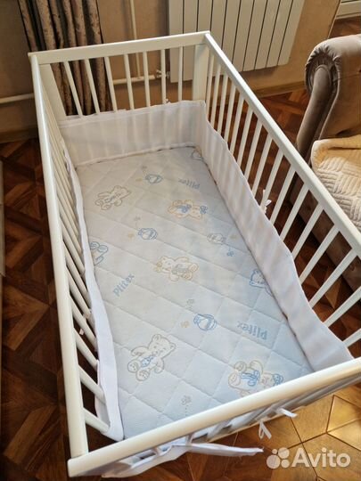 Детская кроватка IKEA +матрас + бортики