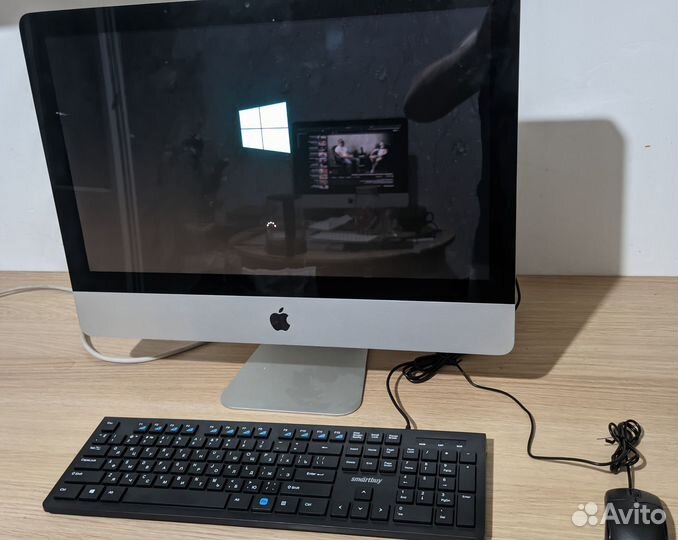 Apple iMac 21.5 2009 Late