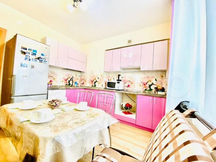 2-к. квартира, 70 м², 2/9 эт.