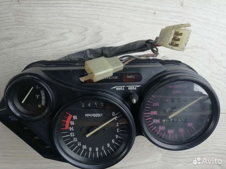 Приборка kawasaki ZZR 400-1