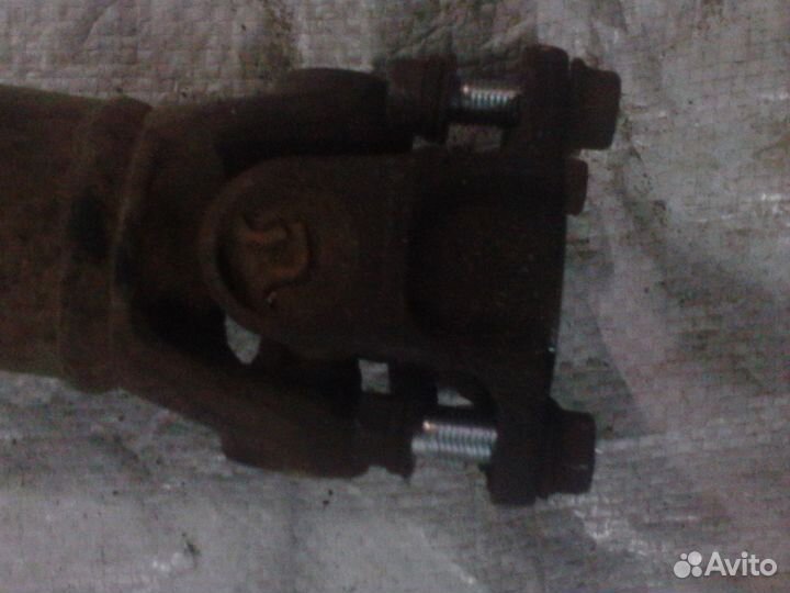 Задний кардан на саненг Кайрон 2.3 АКПП 2013г