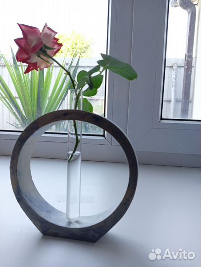 Ваза с колбой