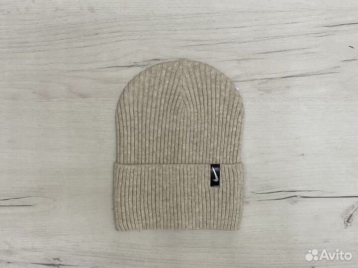 Шапка демисезонная женская nike