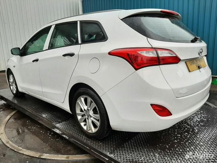 Блок предохранителей hyundai I30 GD