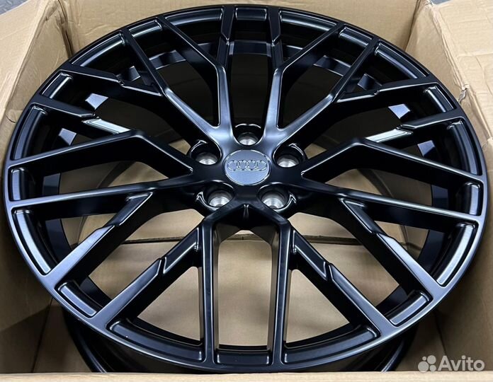 Диски на Audi Ауди Q8 R22