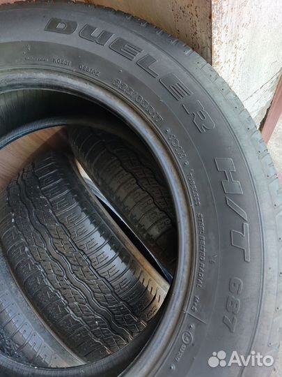 Bridgestone Dueler H/T 687 225/65 R17