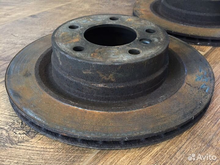 Диски тормозные задние BMW E87 (300мм)