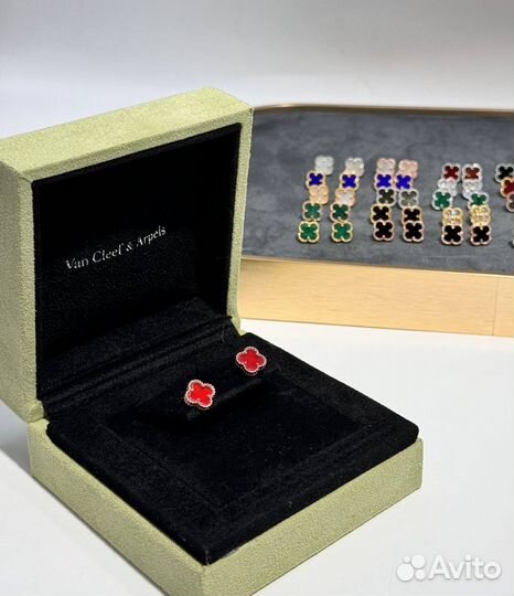 Серьги Van Cleef