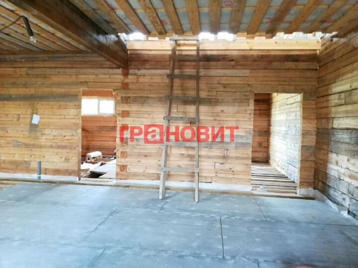 Коттедж 187 м² на участке 10 сот.