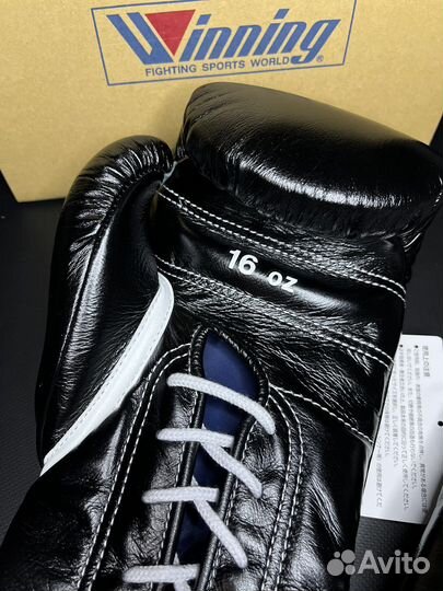 Боксерские перчатки Winning
