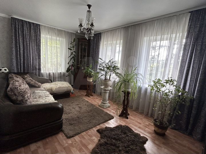 Дом 48,3 м² на участке 6 сот.