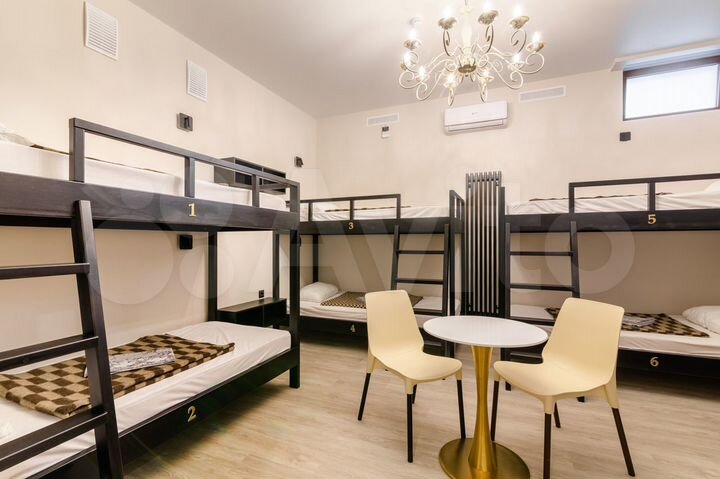 Комната 50 м², 1/4 эт.