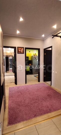 2-к. квартира, 53 м², 2/3 эт.