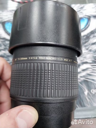 Зеркальный фотоаппарат canon 400D + 1 объектив