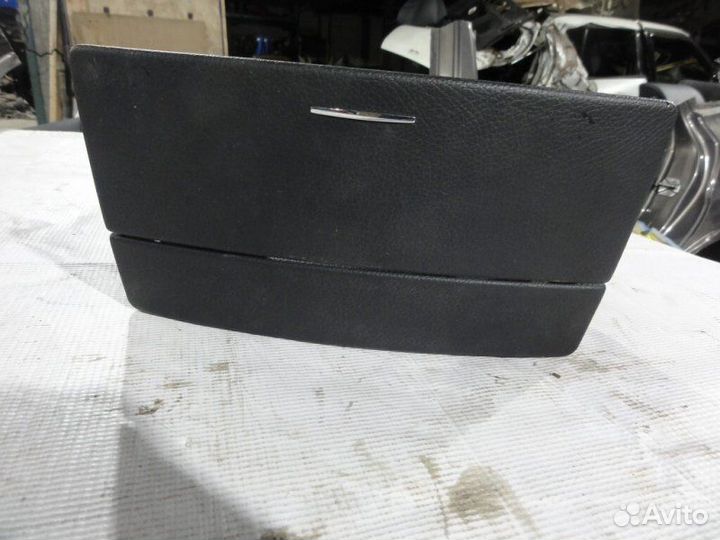 Бардачок в торпедо центральный Mercedes-Benz S