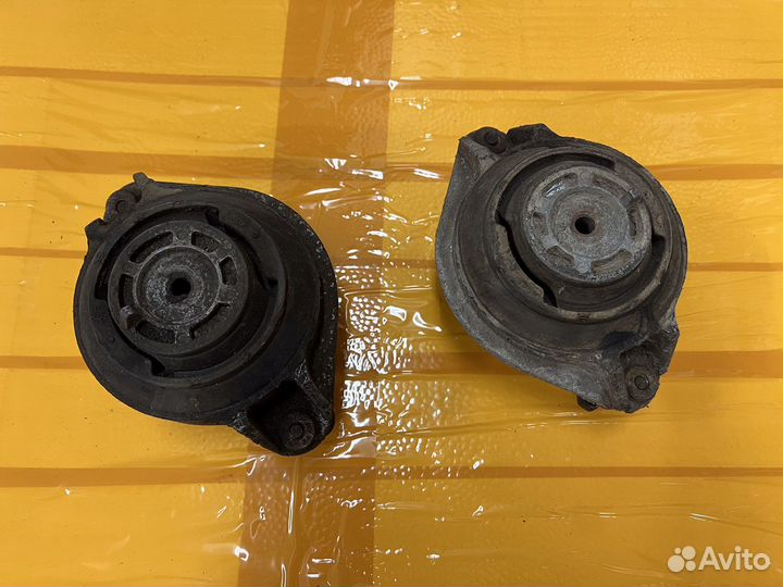 Подушки двигателя Mercedes W140 дизель 3.5 OM603