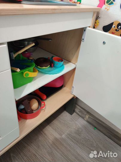 Детская кухня IKEA + посуда