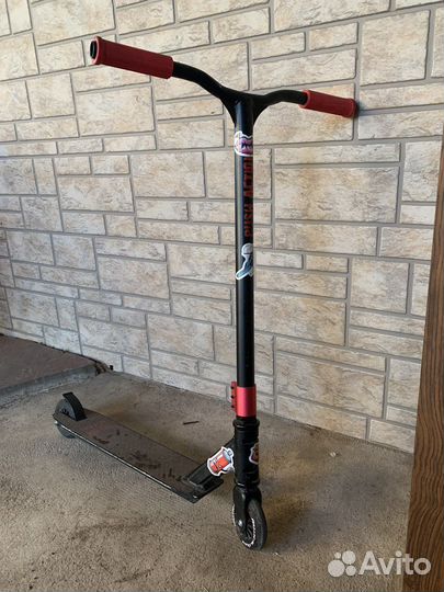 Трюковой самокат