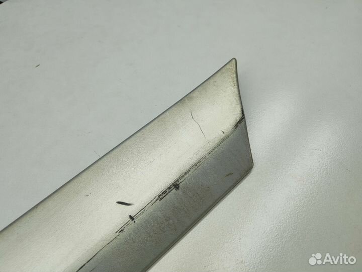 Молдинг двери задней левой Mitsubishi RVR N28W