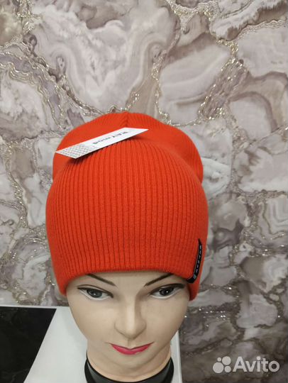 Шапка для девочки на осень новая