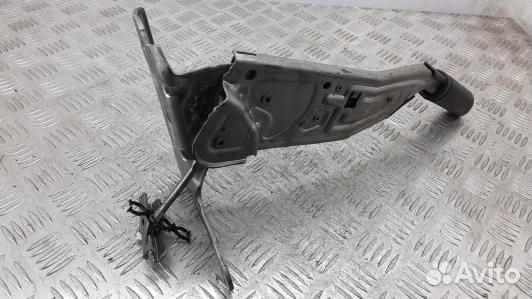 Рычаг ручного тормоза (ручник) renault megane 3 (9