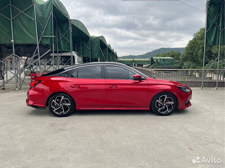 MG 5 1.5 CVT, 2021, 18 600 км