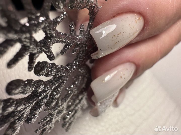 Мастер маникюра и педикюра