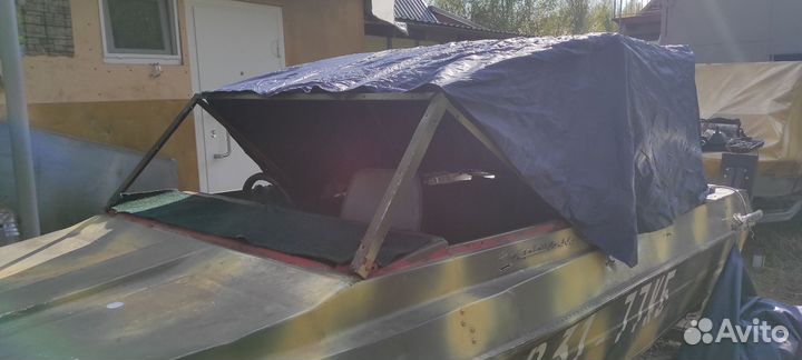 Лодка Крым м130000 - М + Тохатсу 50-310000