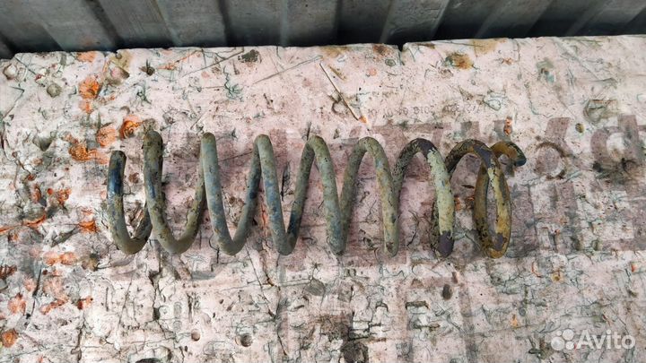 Пружина задняя Ford Focus 1