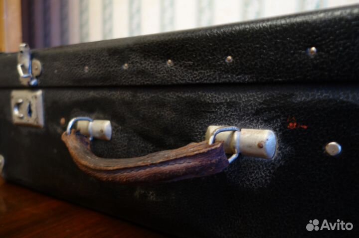 Фибровый чемодан 50-х гг