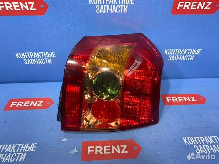 Фонарь правый Toyota Corolla E120 2003-2006