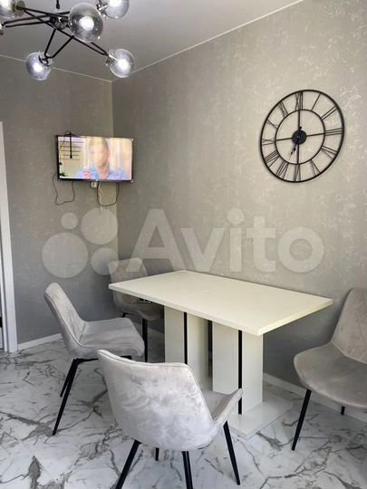 2-к. квартира, 63 м², 6/8 эт.