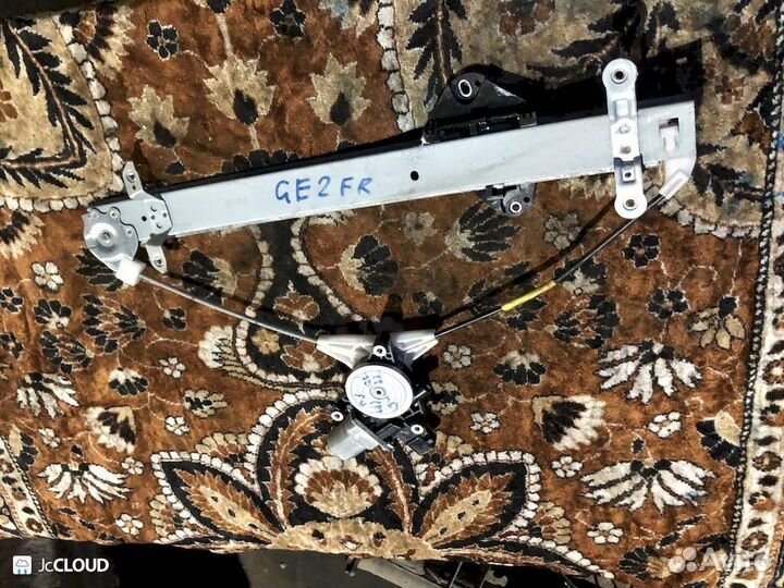 Стеклоподъемник на subaru impreza GE2 EL154J