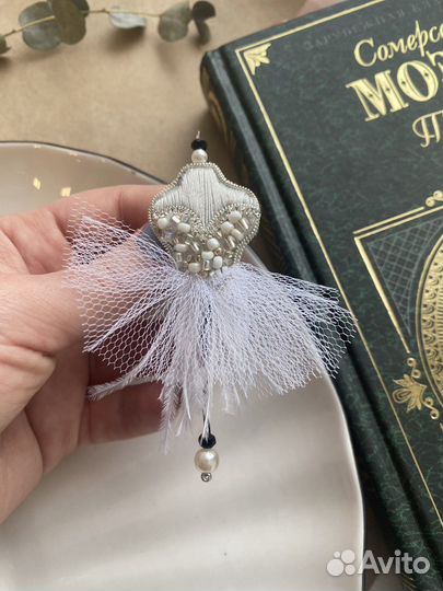 Брошь балерина