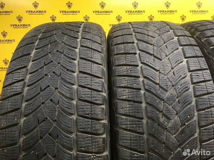 Goodyear UltraGrip Ice SUV 235/55 R19 105T