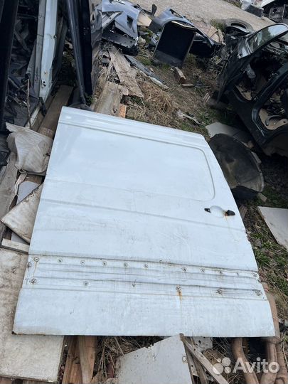 Дверь боковая mercedes sprinter 906 9067300105