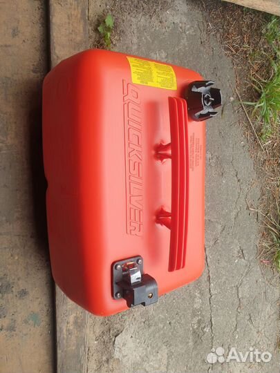 Рулевое и топливный бак