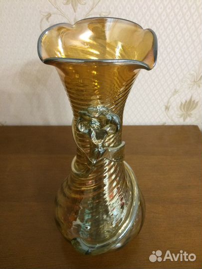 Вазы,стаканы,рюмки из цветного стекла времен СССР