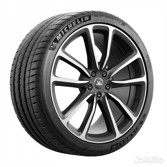 Michelin Pilot Sport 4 S 315/30 R22 107Y