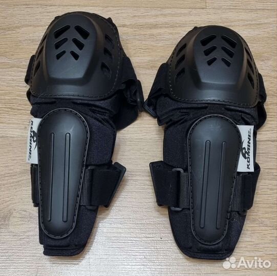 Мотонаколенники Komine SK 610