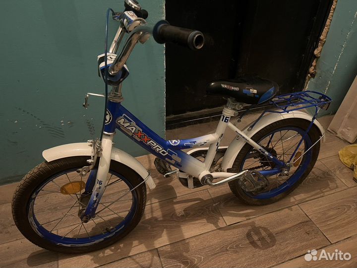 Детский велосипед 16