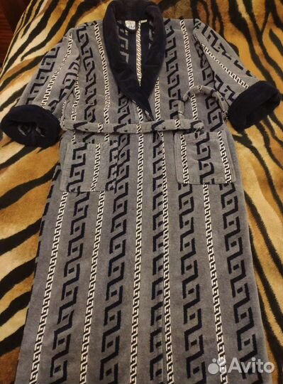 Мужской махровый халат