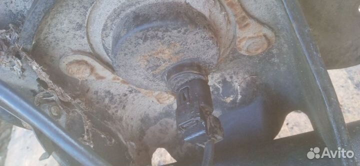 Балка задняя Toyota Alphard